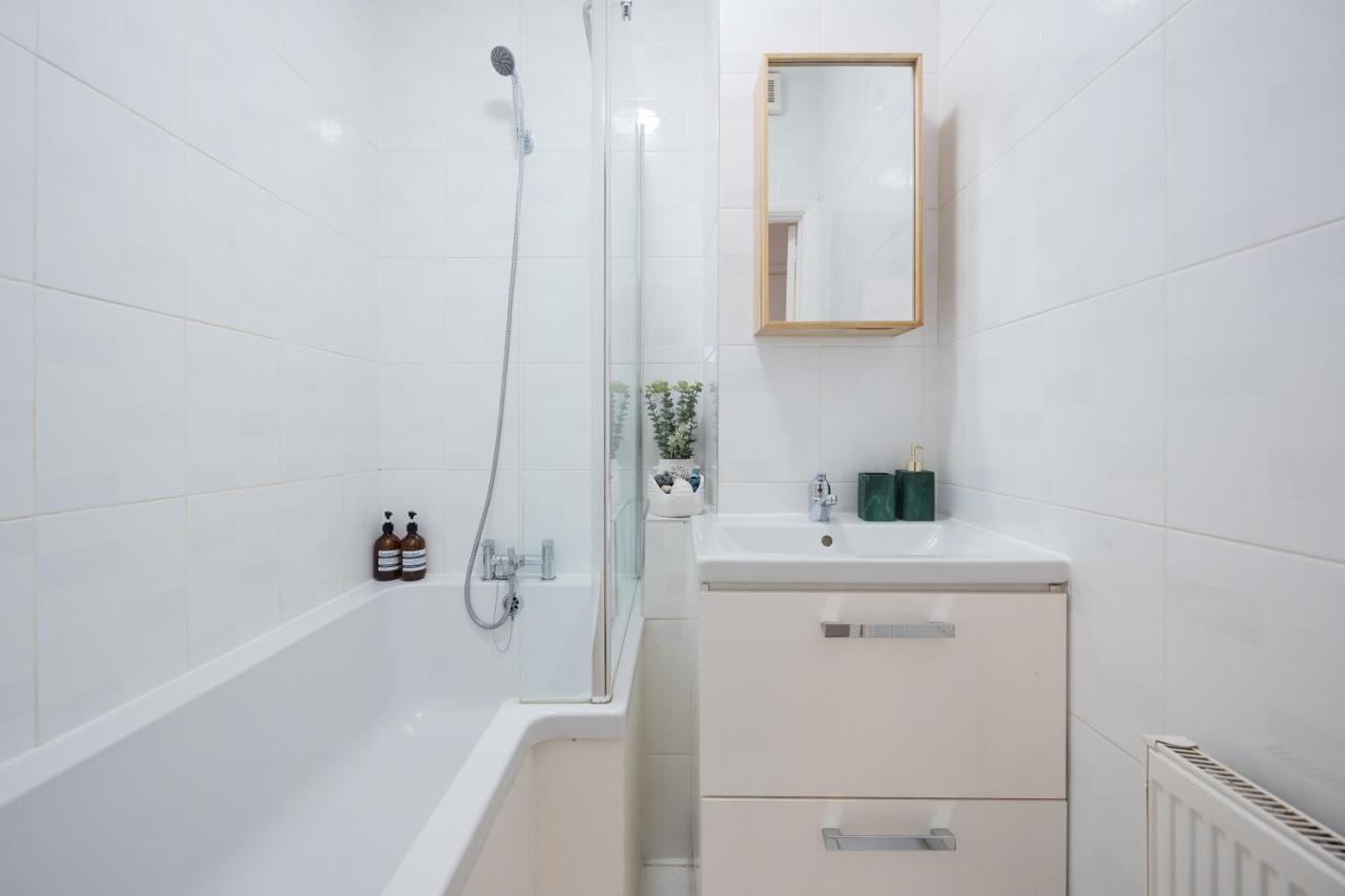 Charming Apartment In The Heart Of Pimlico Londra Esterno foto